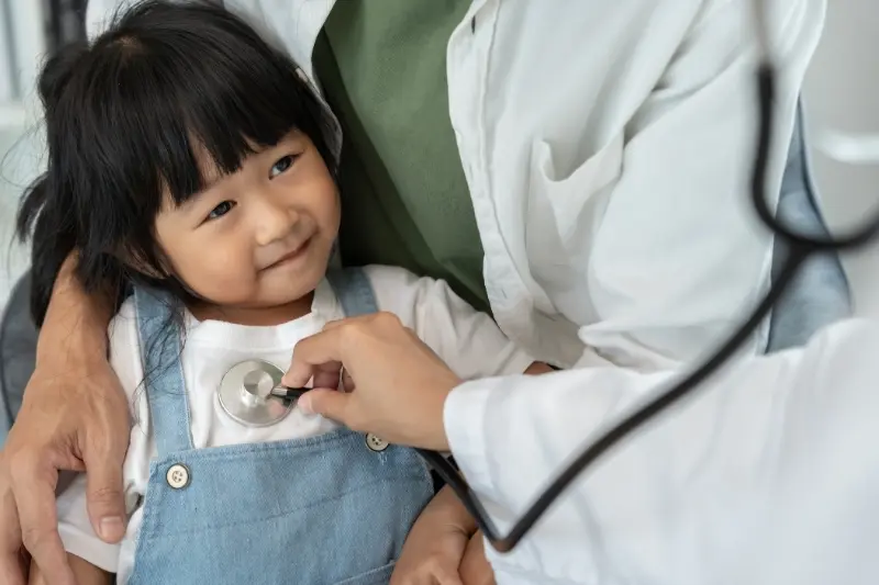 Como garantir saúde para crianças? Confira 9 cuidados essenciais!